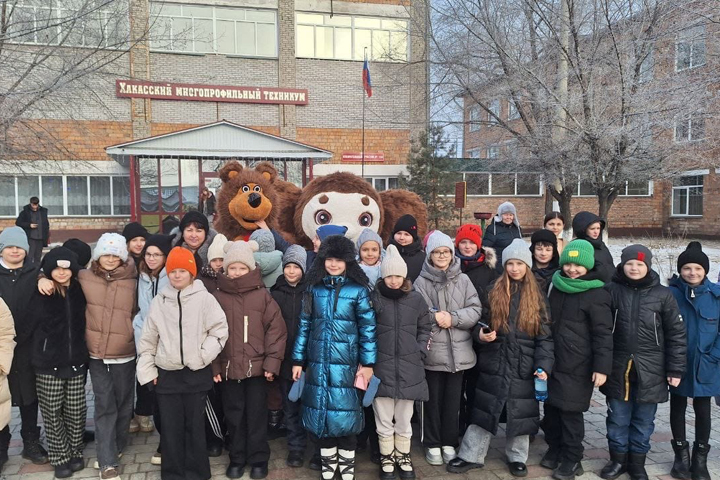 В Хакасском многопрофильном техникуме юные гимназисты выбирали профессию мечты