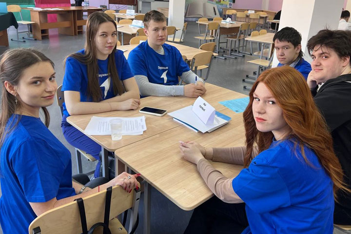 Подсинские школьники достойно выступили на чемпионате по финансовой грамотности