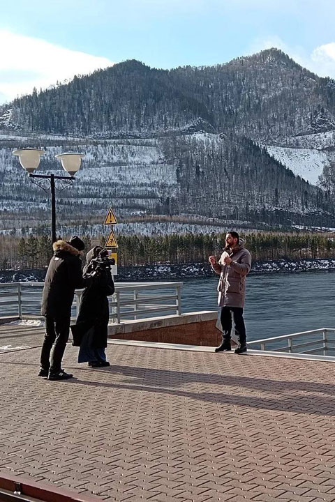 Телеканал &laquo;Пятница&raquo; снова попробовал Хакасию на вкус