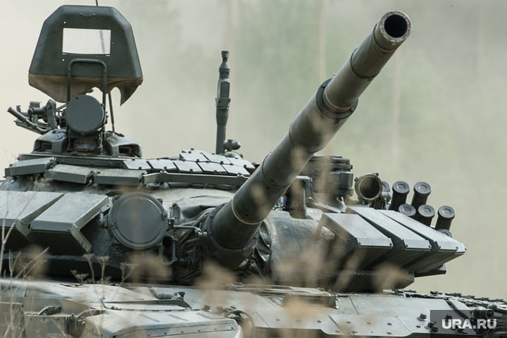 Во Франции призвали ЕС прекратить вооружать Украину. «Нас втягивают в чужую войну»