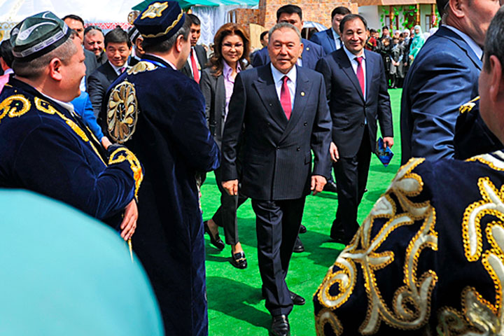 Хан Назарбаев и его казна. Считаем имущество, родню и офшоры