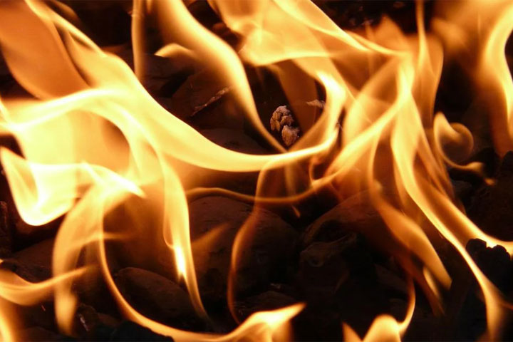 В Хакасии по факту пожара завели уголовное дело 