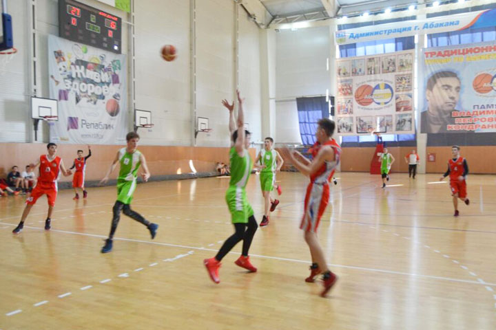 В Хакасии состоялось первенство по баскетболу
