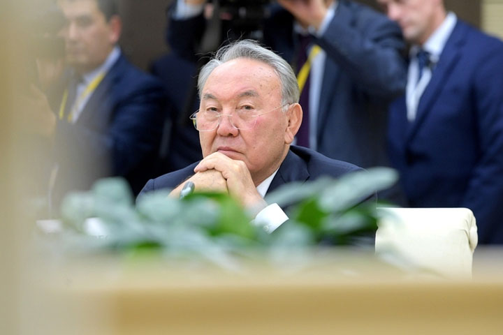 Журналисты узнали, что делал Назарбаев во время протестов