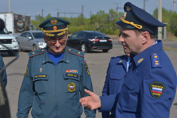 Замгенпрокурора РФ лично проверил пожарную безопасность сельсовета в Хакасии