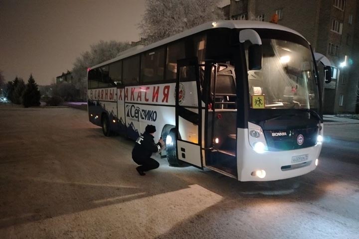 Госавтоинспекция Абакана контролирует детские автобусные перевозки 