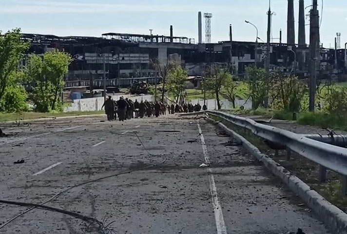 «Азовцев»* задумали обменять на Медведчука. Русские посчитали «чудовищным предательством»