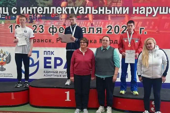 Паралимпийцы Хакасии взяли награды чемпионата России по легкой атлетике 