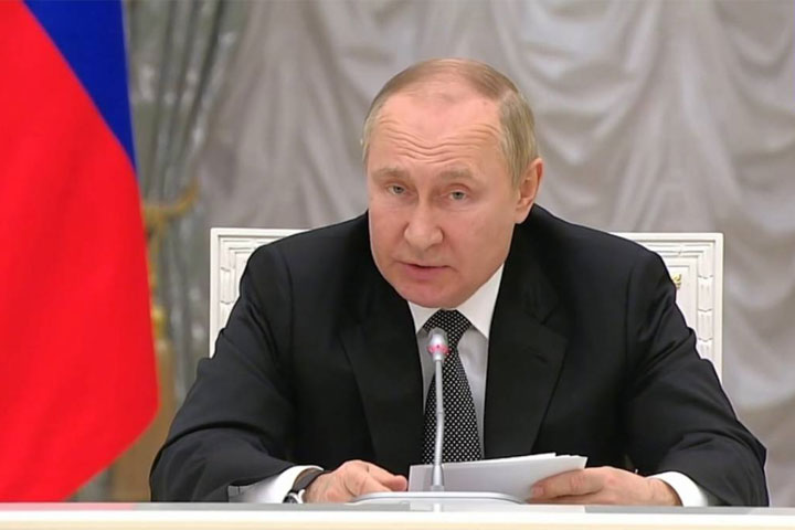 Президент РФ поручил проиндексировать пенсии