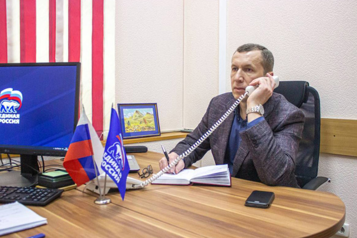  Депутат Тихонович провел прием граждан в Единой общественной приемной «ЕР»
