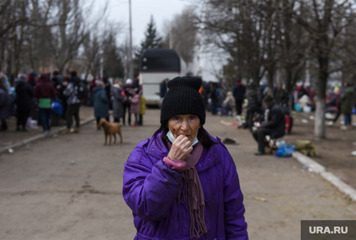 В Болгарии переселяют украинских беженцев в «специальные базы»