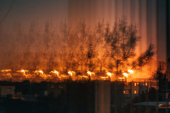Передано штормовое на пожары 5 класса опасности в Хакасии 