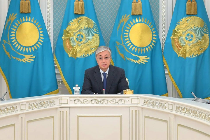 С кем все же Казахстан в цивилизационном противостоянии Русского мира и Запада?