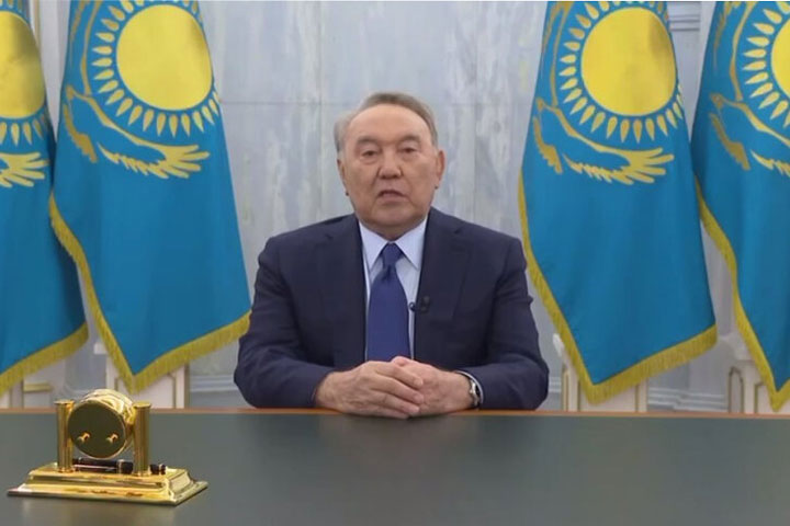 «Вот так они и СССР развалили» — Удальцов о пропавшем во время беспорядков Назарбаеве