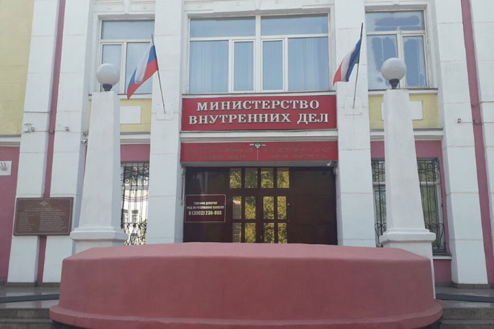 В Хакасии МВД отреагировало на информацию о распускавшем руки сотруднике 