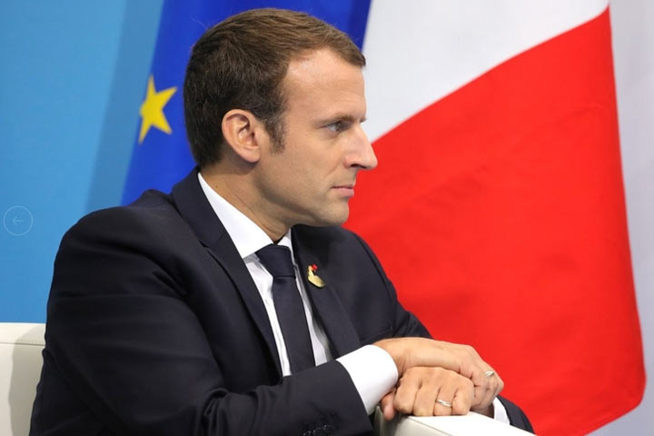 Макрон: Франция начала жизнь с военной экономикой