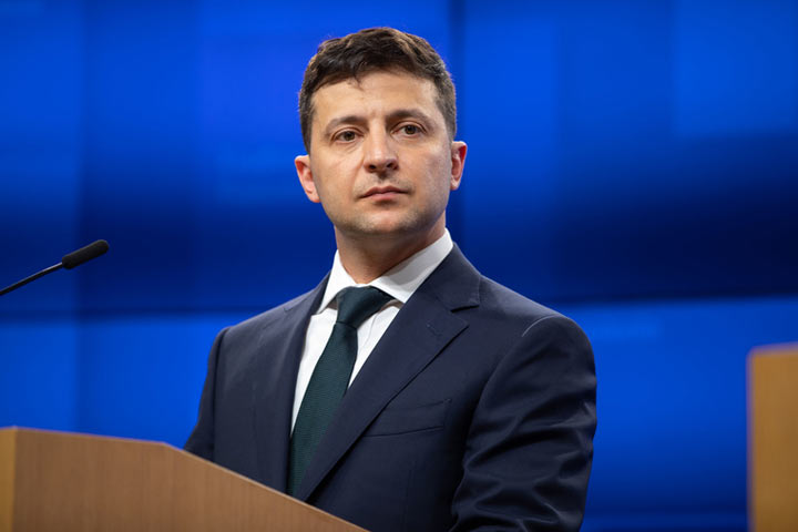 Зеленский упрекнул Шольца в бездействии по отношению к Украине