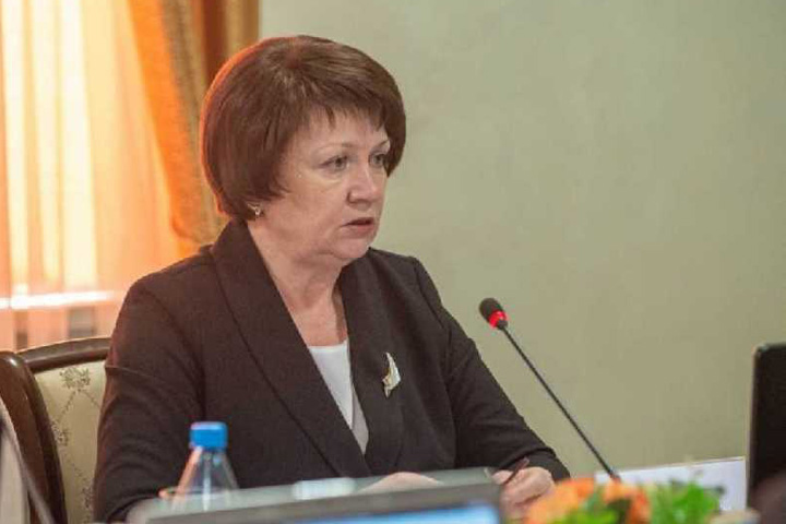 Декларации о доходах: в Хакасии Татьяна Курбатова меняет список чиновников 