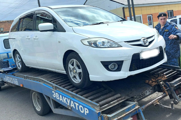 Житель Хакасии выплатил кредит, чтобы не лишиться машины 