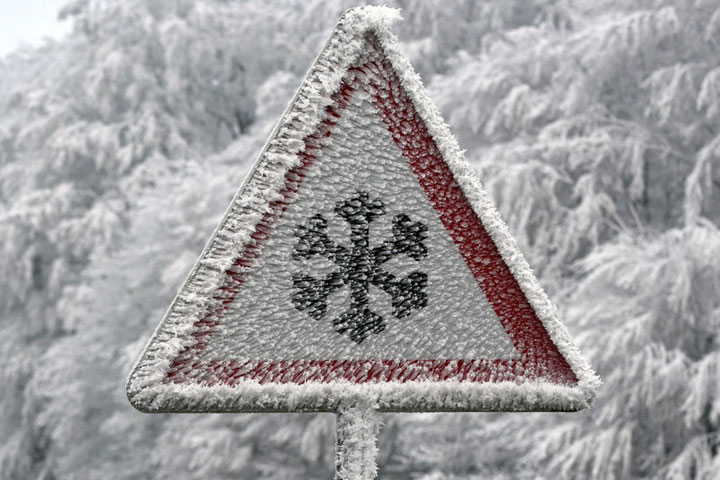 Население Хакасии призвали соблюдать меры безопасности в морозы