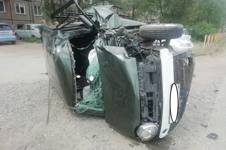 Красноярский рейсовый автобус попал в аварию в Черногорске 