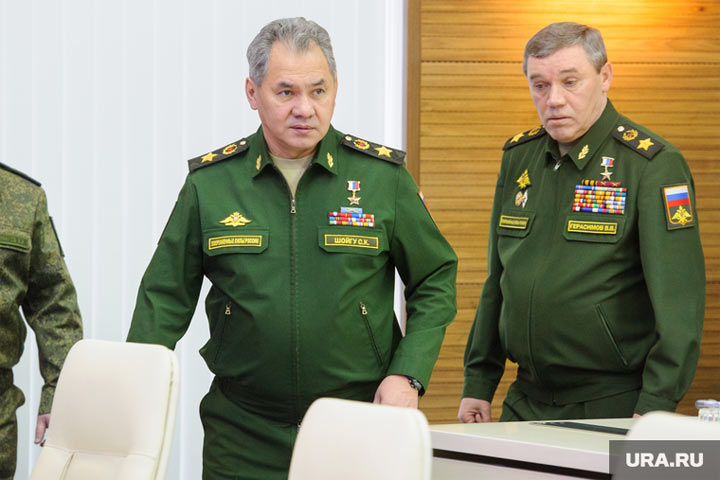 Первый зам Шойгу проверил российские войска на Украине