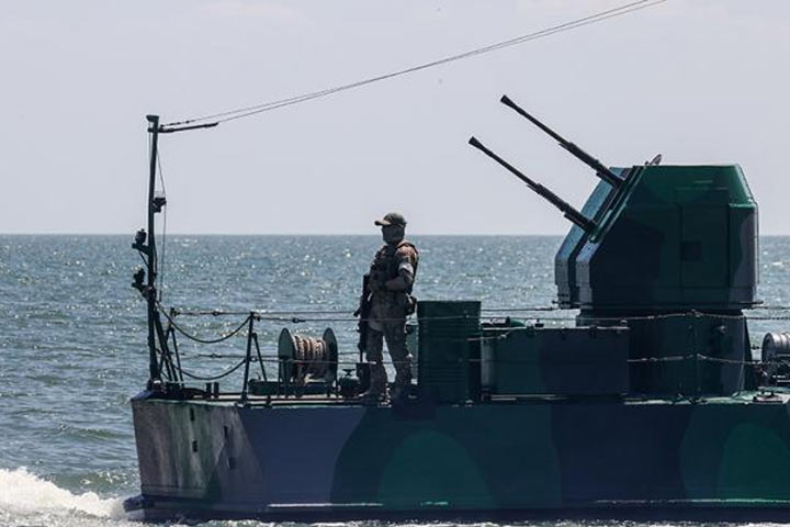 Корабли-призраки: 70 иностранных судов на Украине боятся нарваться на минные поля