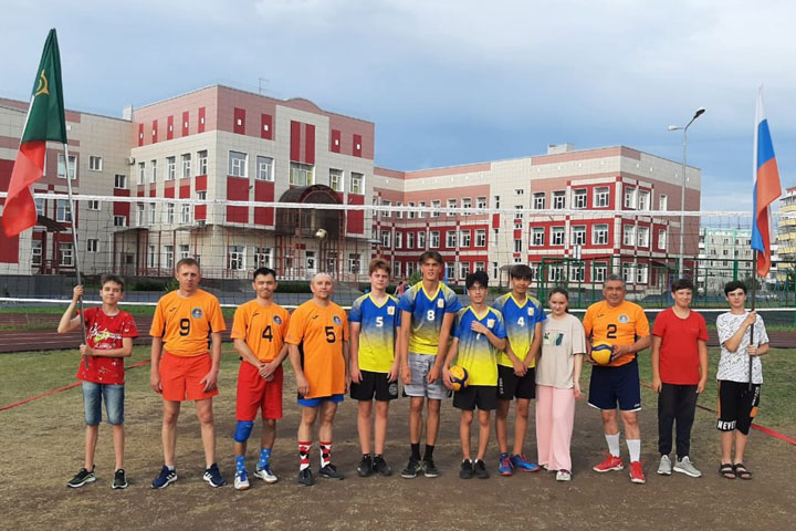 В столице Хакасии спорт на каникулы не уходит
