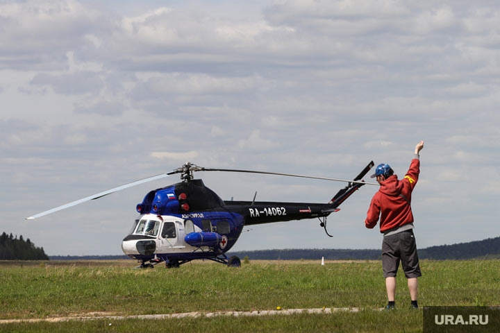 На Камчатке пропал вертолет с российским биатлонистом