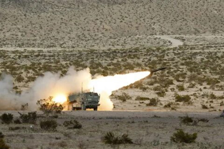 Украина разбомбила мост через Днепр в Херсоне с помощью HIMARS