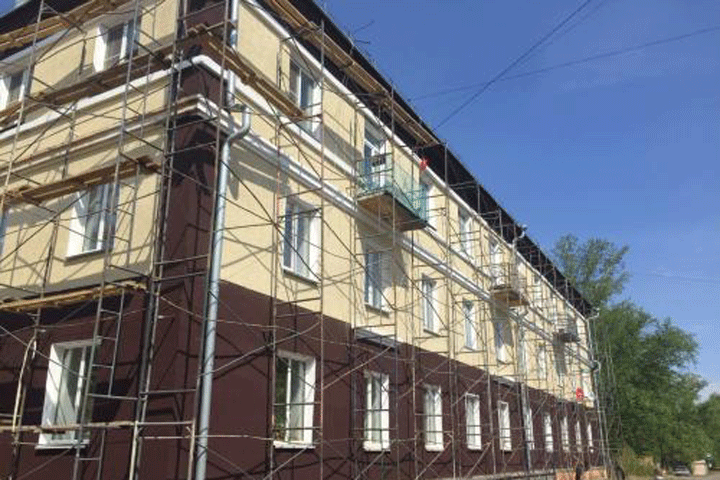 В Хакасии продолжается капремонт многоэтажек