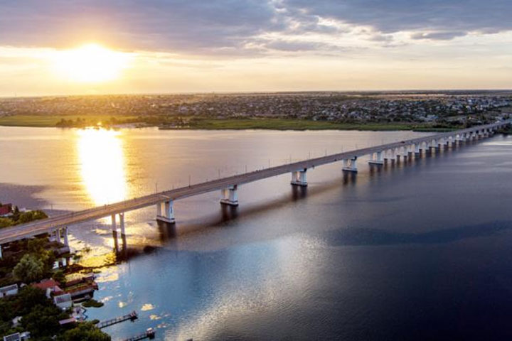 «Битва за Херсон»: Антоновскому мосту через Днепр есть готовая альтернатива