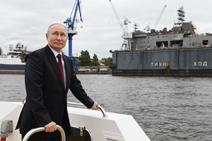 Путин подпишет указ об утверждении морской доктрины