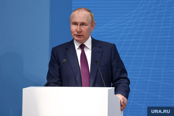Путин отметил работу десантников РФ в спецоперации на Украине
