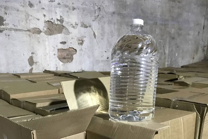 В Абакане на складе нашли 17 тонн спирта 