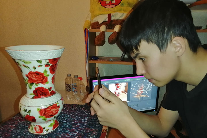 Девятиклассник нацгимназии в Хакасии создает виртуальный музей