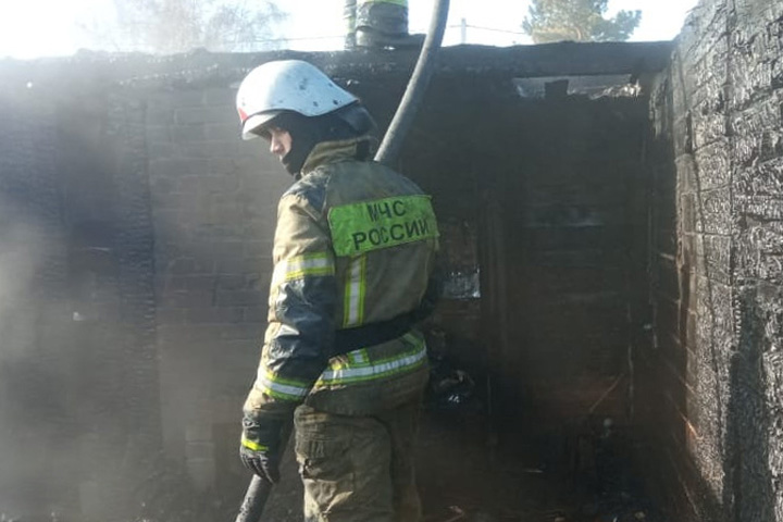 В Усть-Абакане 12-летний подросток устроил пожар 