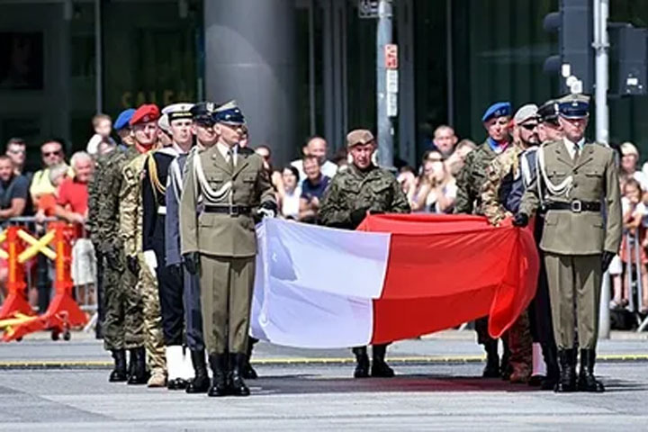 «Под дых» Германии.  Польша лишается своих земель