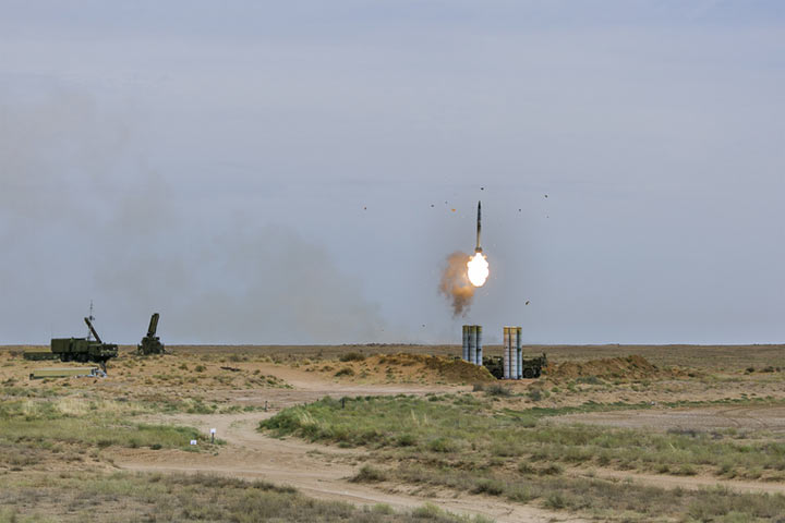 ВС РФ уничтожили склад с ракетами HIMARS под Одессой