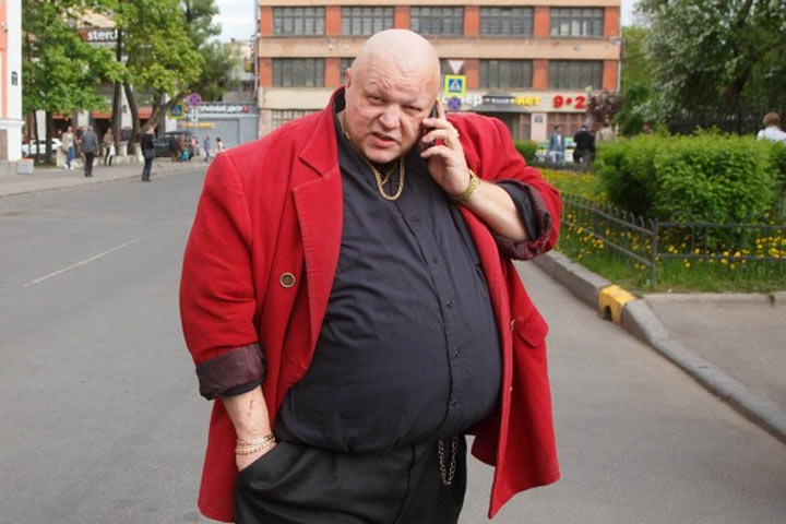 Барецкого задержали за венок для Горбачева у посольства США