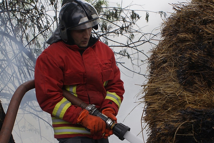 В Хакасии сгорело 2,8 тонны сена