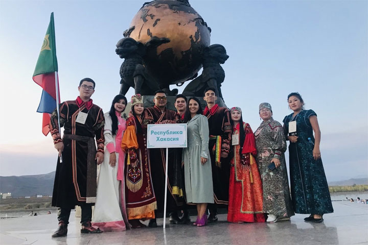 На «Встречах в Центре Азии» представлена культура Хакасии