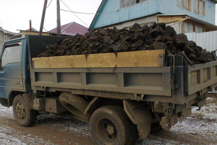 Власти Тувы запретили вывоз угля в Хакасию