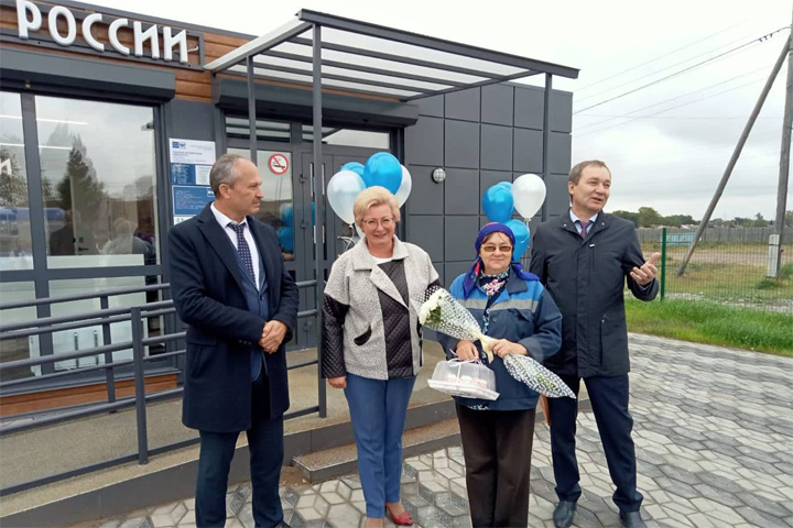 В хакасском аале Райков открыли новое здание почты