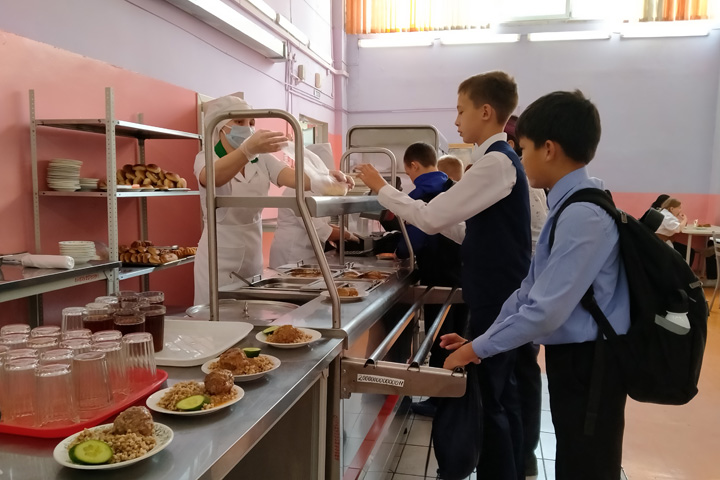 Школа №20 В Абакане: замечаний к организации питания нет