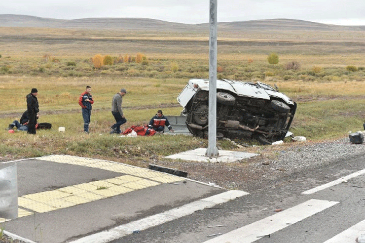 В Боградском районе энергетики попали в ДТП