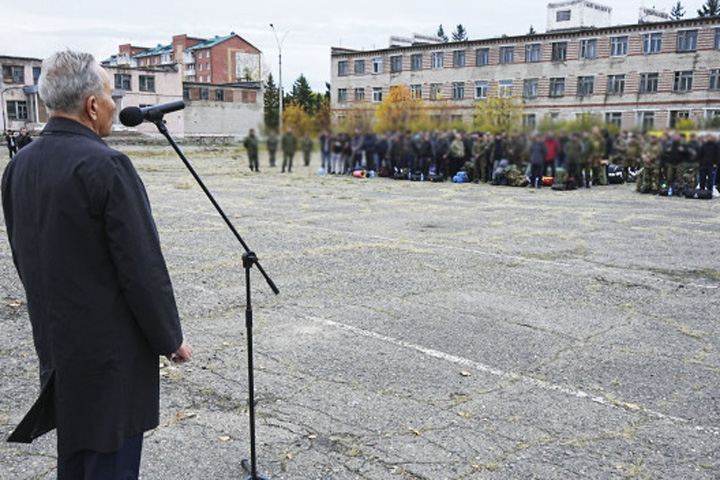 В Хакасии Владимир Штыгашев обратился с напутствием к мобилизованным