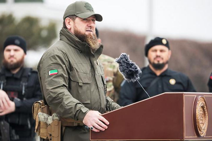 Поле боя: Рамзан Кадыров призвал тактику менять