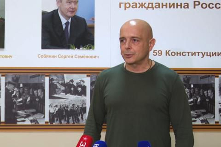 Сергей Сокол написал заявление о добровольной  мобилизации в военном комиссариате Москвы