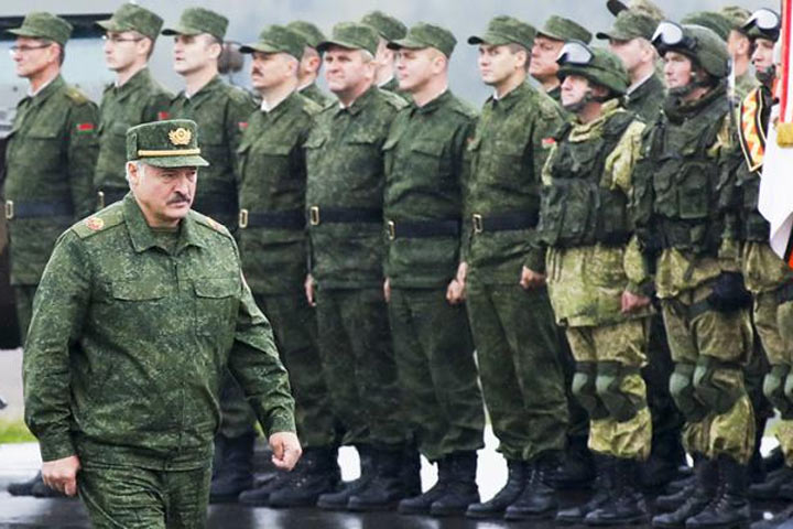 С кем Белоруссия воевать готовится